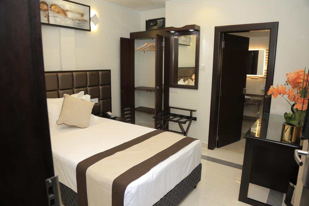 Viveka Hotel Colombo Kalubowila West Eksteriør billede